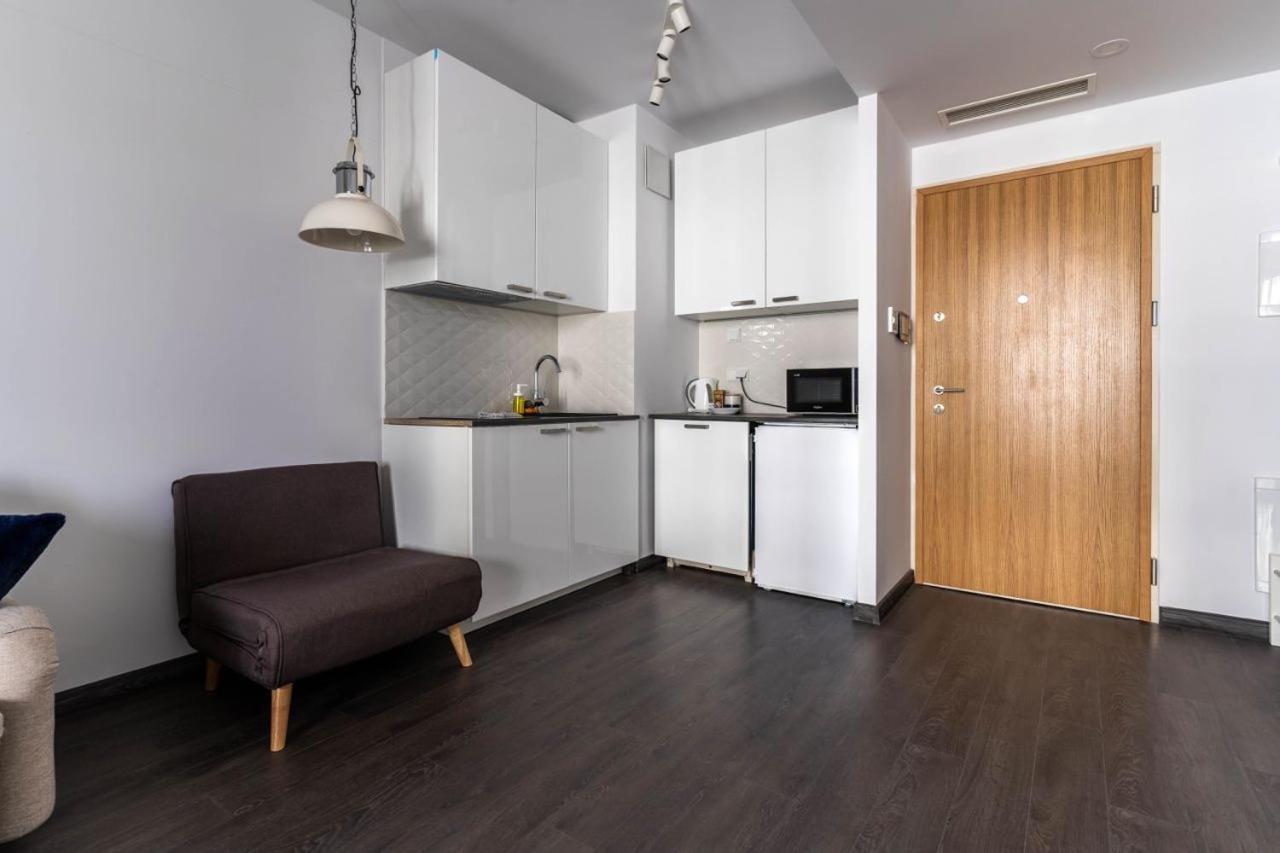Golden Apartments Warsaw - Bright And Modern Apartments -Premium Building In Top Location- Solidarnosci Buitenkant foto