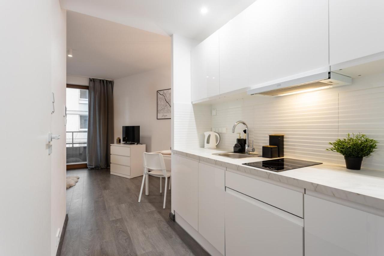 Golden Apartments Warsaw - Bright And Modern Apartments -Premium Building In Top Location- Solidarnosci Buitenkant foto